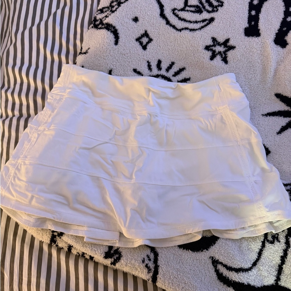 Lululemon Athletica White Mini Skirt